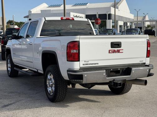 Summit White 2019 GMC Sierra 2500 SLT