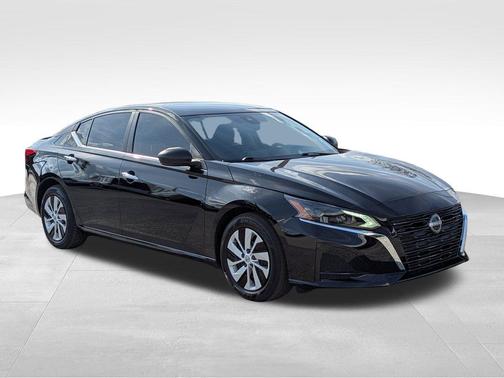 2025 Nissan Altima S