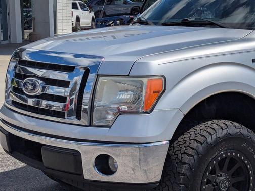2010 Ford F-150 XLT SuperCrew