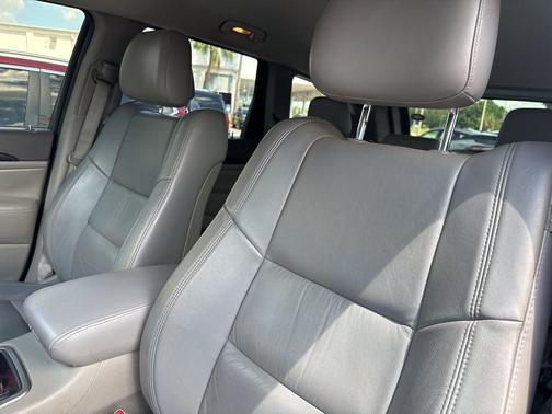 2011 Jeep Grand Cherokee Laredo