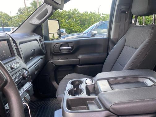 2023 Chevrolet Silverado 2500 Custom