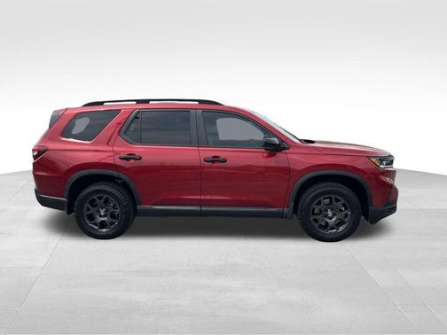 2023 Honda Pilot TrailSport