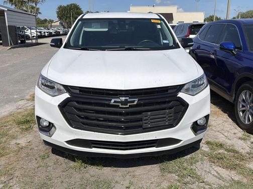 Summit White 2019 Chevrolet Traverse Premier
