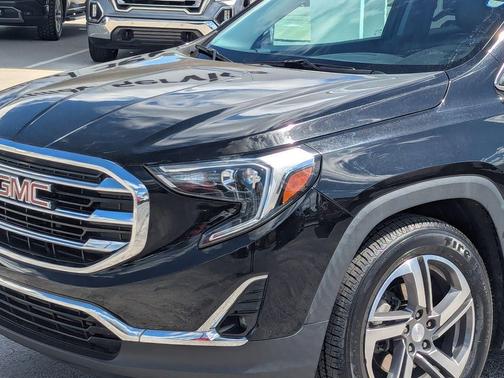 2020 GMC Terrain SLT