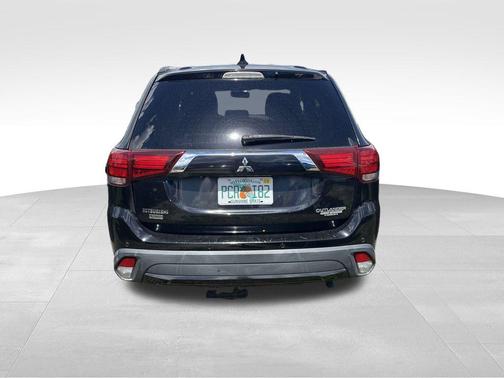 2018 Mitsubishi Outlander LE