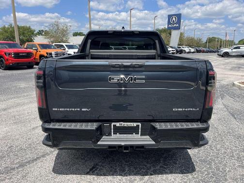 2025 GMC Sierra EV Denali