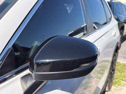 Platinum White Pearl 2023 Honda CR-V Hybrid Sport Touring