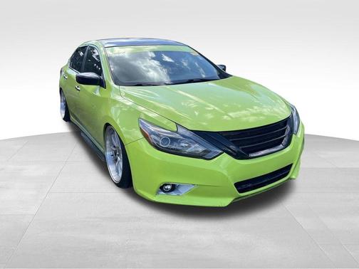 2016 Nissan Altima 2.5 SR