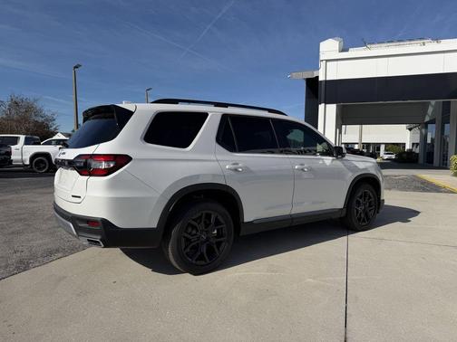 2025 Honda Pilot Touring+