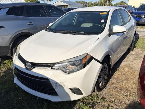 Super White 2016 Toyota Corolla LE