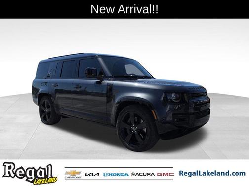 2023 Land Rover Defender X-Dynamic SE
