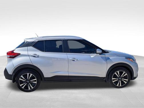 2019 Nissan Kicks SV