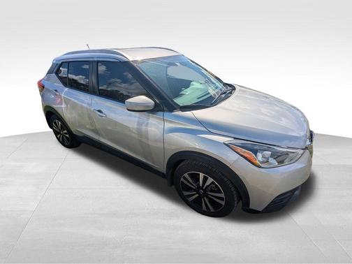 2019 Nissan Kicks SV