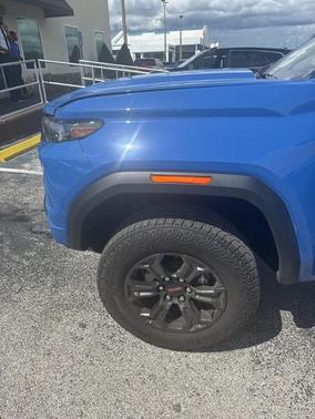 2025 GMC Canyon Elevation
