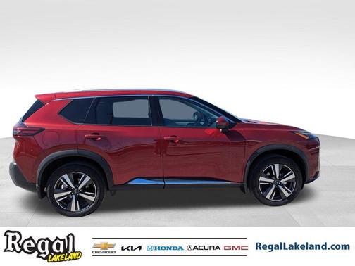 2022 Nissan Rogue SL