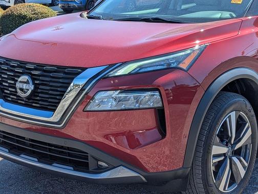 2022 Nissan Rogue SL