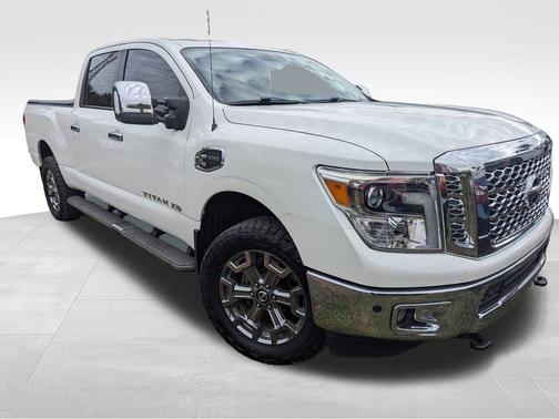 2018 Nissan Titan XD SL