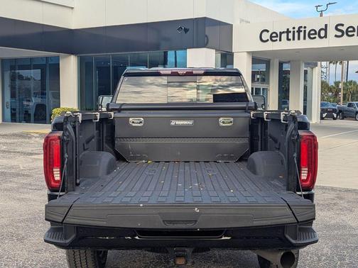 2023 GMC Sierra 3500 Denali