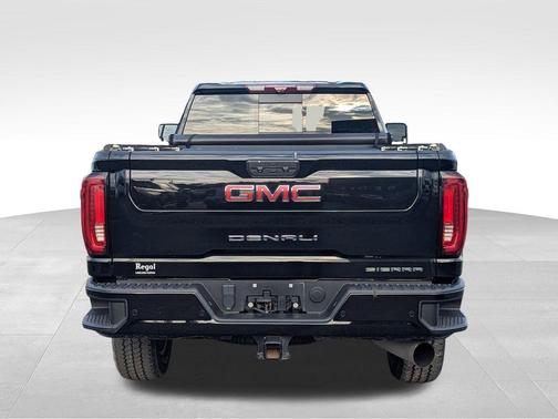 2023 GMC Sierra 3500 Denali
