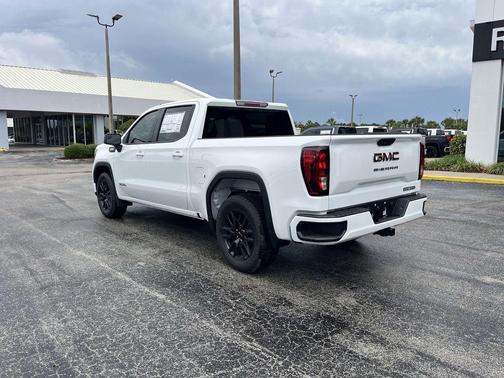 2025 GMC Sierra 1500 Elevation
