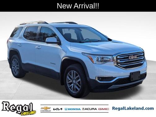 2017 GMC Acadia SLE-2