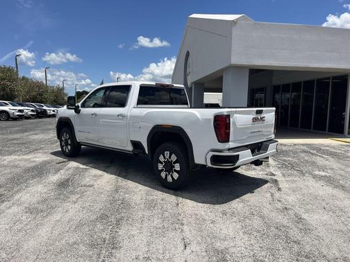 2025 GMC Sierra 2500 Denali