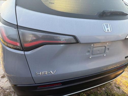 Urban Gray Pearl 2024 Honda HR-V Sport