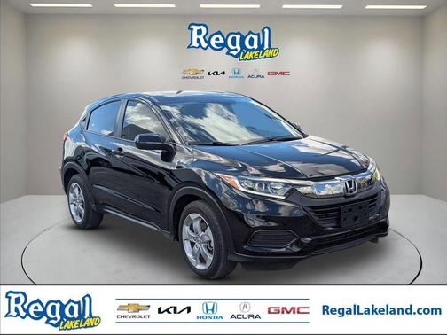 Crystal Black Pearl 2022 Honda HR-V LX