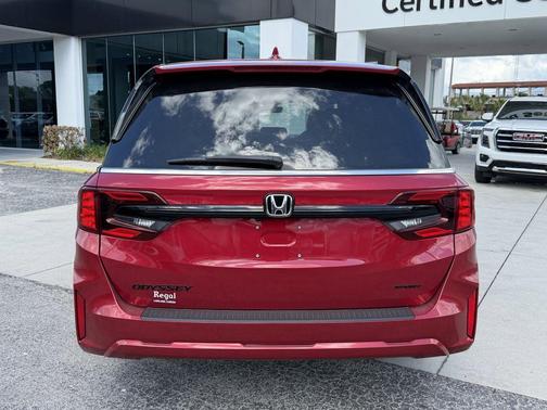 Radiant Red Metallic II 2026 Honda Odyssey Sport-L