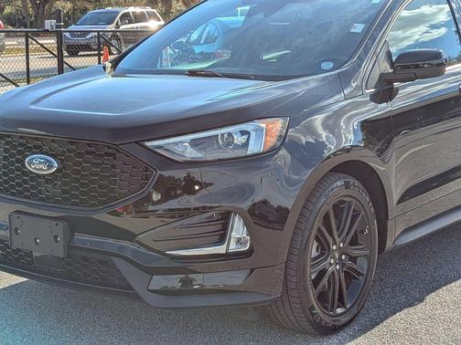 2023 Ford Edge ST Line
