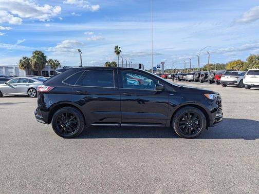 2023 Ford Edge ST Line