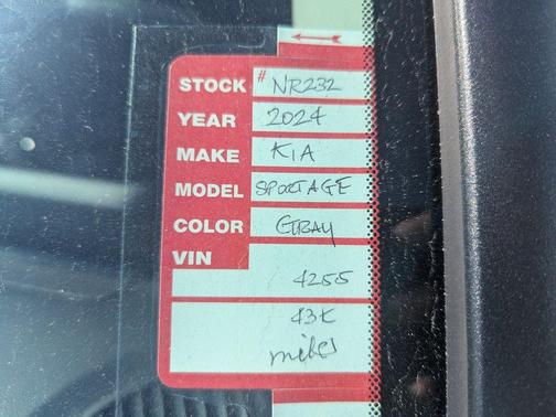 2024 Kia Sportage LX