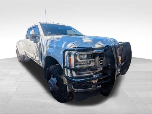 2023 Ford F-350 Lariat Super Duty