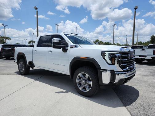 Glacier White 2026 GMC Sierra 2500 SLT