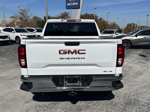 2025 GMC Sierra 1500 SLE