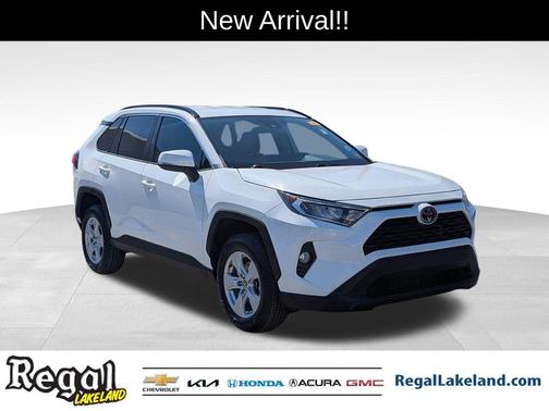2020 Toyota RAV4 XLE