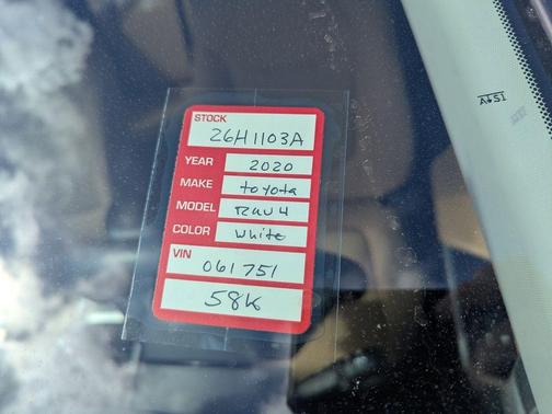 2020 Toyota RAV4 XLE