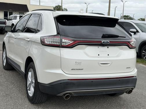 White Platinum Clearcoat Metallic 2015 Ford Edge SEL