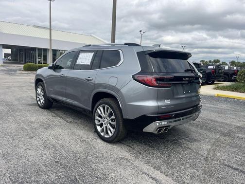 2025 GMC Acadia Denali