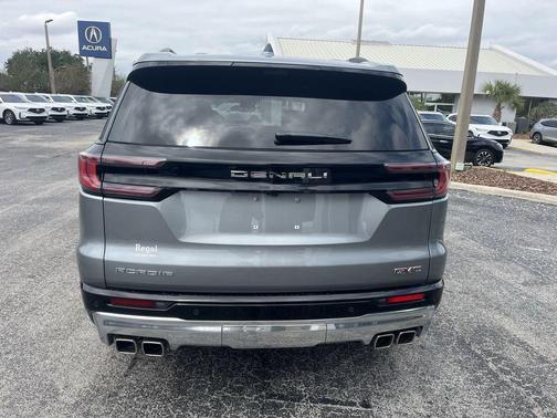 2025 GMC Acadia Denali