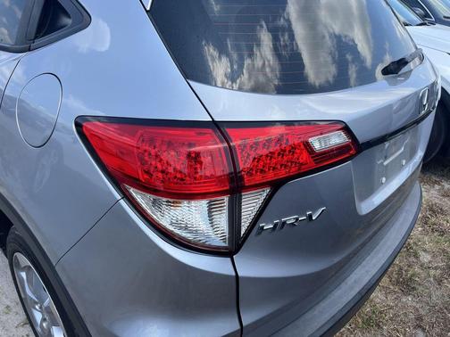 2022 Honda HR-V LX