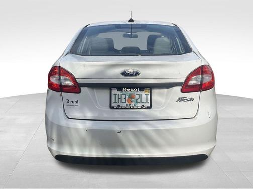 2013 Ford Fiesta S