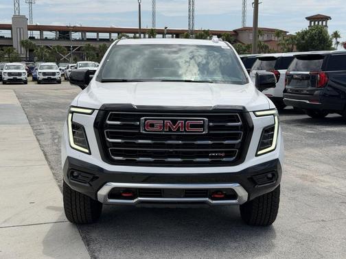 Summit White 2026 GMC Yukon XL AT4