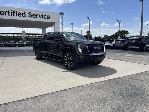 2025 GMC Sierra EV Denali