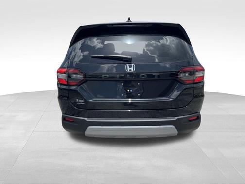 2023 Honda Pilot EX-L 8-Passenger