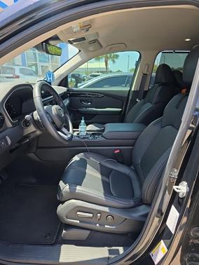 2023 Honda Pilot EX-L 8-Passenger