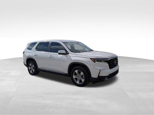 2023 Honda Pilot EX-L 8-Passenger