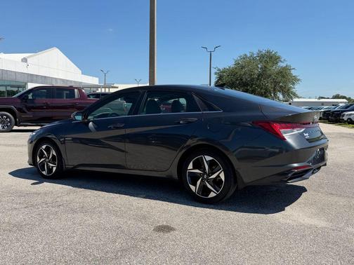 Portofino Gray 2022 Hyundai ELANTRA SEL