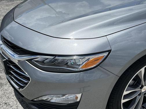 2024 Chevrolet Malibu 2LT