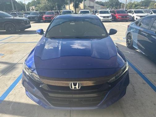 Still Night Pearl 2020 Honda Accord Sport 1.5T